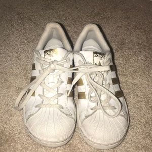 Adidas Superstar Sneakers